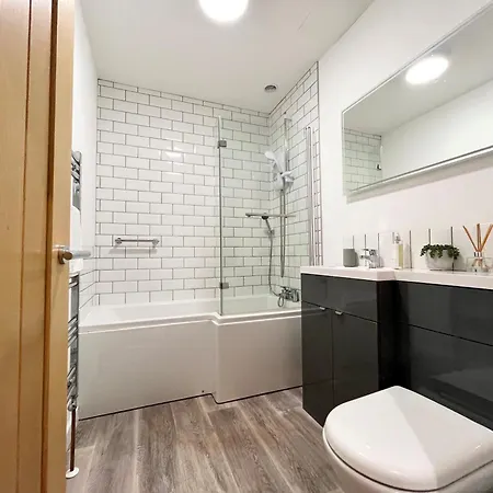 Feriehus Modern~ Reverse Level~2 Bed~townhouse~central~penzance Penzance