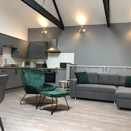 Modern~ Reverse Level~2 Bed~townhouse~central~penzance * Penzance