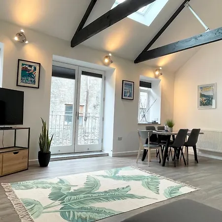 Feriehus Modern~ Reverse Level~2 Bed~townhouse~central~penzance Penzance