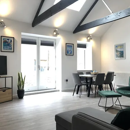 Feriehus Modern~ Reverse Level~2 Bed~townhouse~central~penzance Penzance